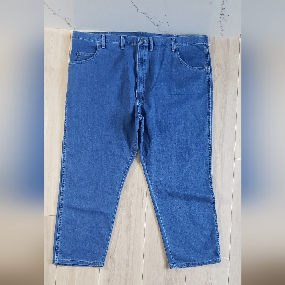 Wrangler Rugged Wear Jeans Mens 50x28 Blue Denim Pants Straight Leg Medium Wash